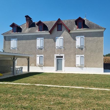 Chez Cedric Et Melissa Maison Lou Milhoc En Bearn Os-Marsillon Exteriér fotografie